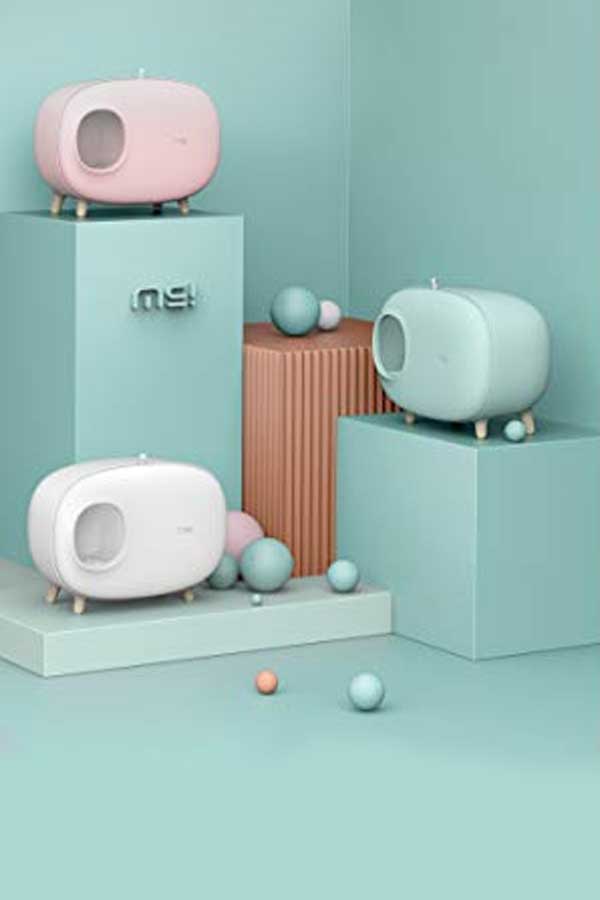 Litter boxes for cats in pastel colors